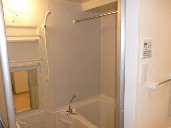 コンフォリア芝公園の物件内観写真